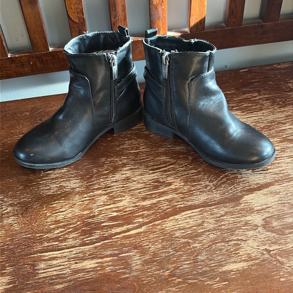 Nine West girls boots